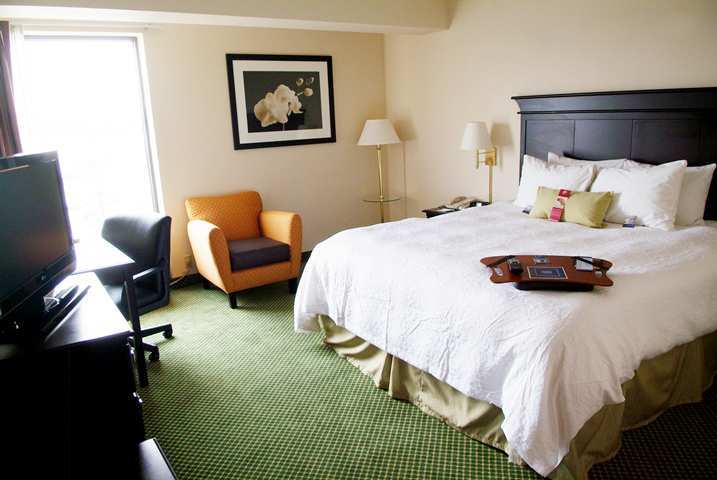 Hampton Inn & Suites Cleveland-Airport/מידלברג הייטס חדר תמונה